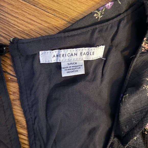 American Eagle floral dress vneck ruffle collar gray purple cottage Small NW/OT - Picture 3 of 5